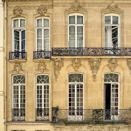 Apartment Au Coeur De - Historique De Madame Du Barry Paris